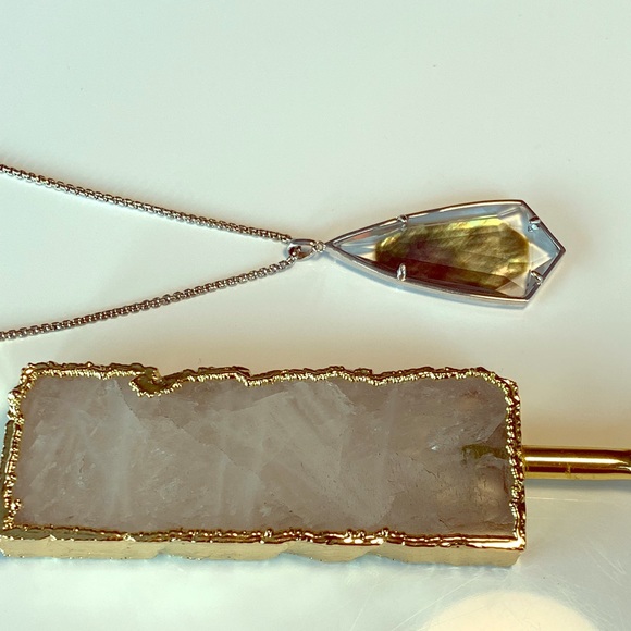 Kendra Scott Jewelry - Kendra Scott necklace